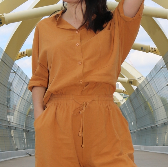 Two piece - Picture 1 of 4